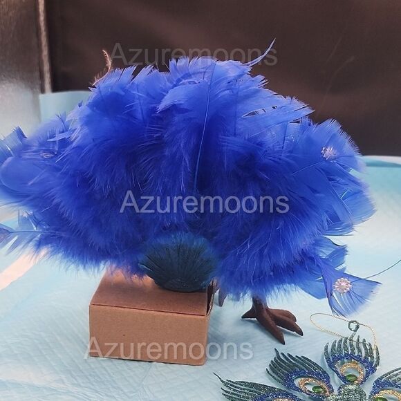 Blue and Green Peacock shelf sitter and ornament Decor Set - Picture 4 of 6